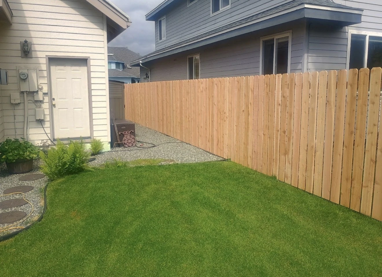cedar-dog-ear-privacy-fence